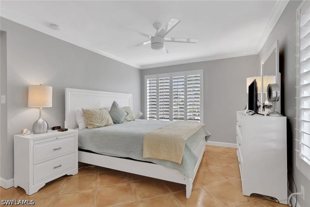 638 7th AVE S B638, Naples, FL 34102