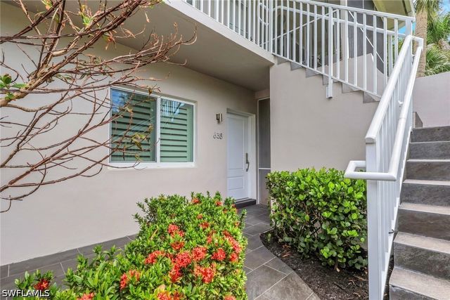 638 7th AVE S B638, Naples, FL 34102