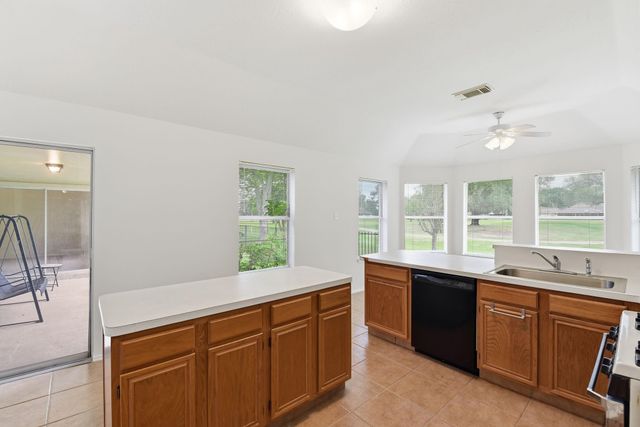 2739 S Peach Hollow Circle, Pearland, TX 77584