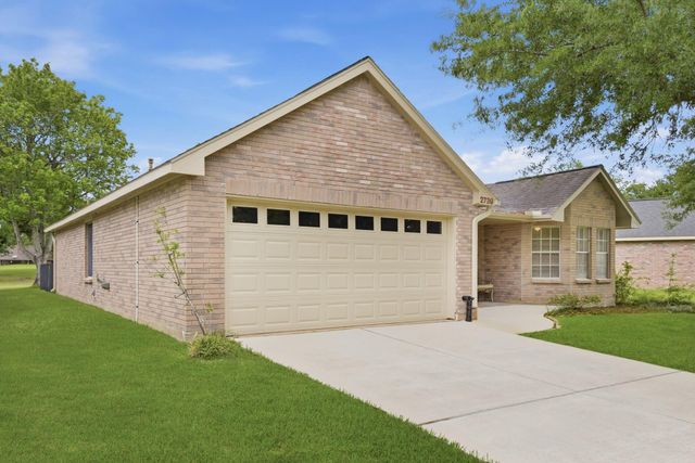 2739 S Peach Hollow Circle, Pearland, TX 77584