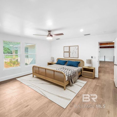 7498 Pinehill Road, Daphne, AL 36526