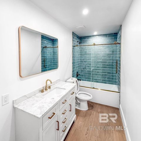 7498 Pinehill Road, Daphne, AL 36526