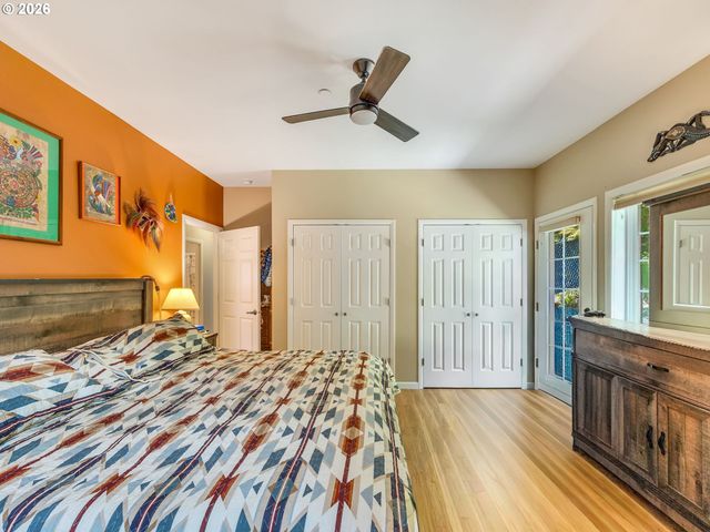 1990 Se SHERIDAN St, Astoria, OR 97103