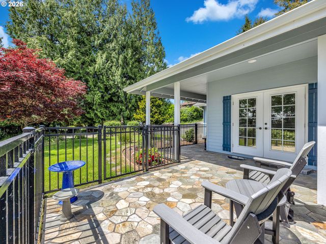 1990 Se SHERIDAN St, Astoria, OR 97103