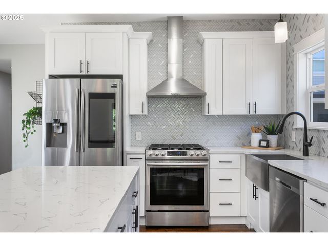 3817 Ne 11TH Ave, Portland, OR 97212