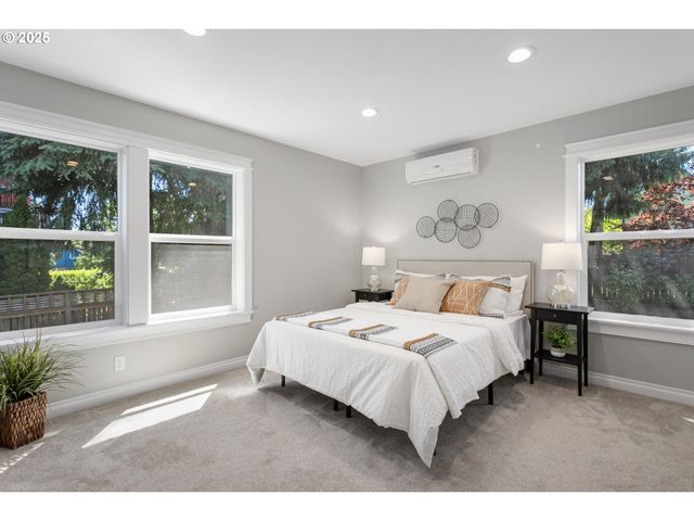 3817 Ne 11TH Ave, Portland, OR 97212