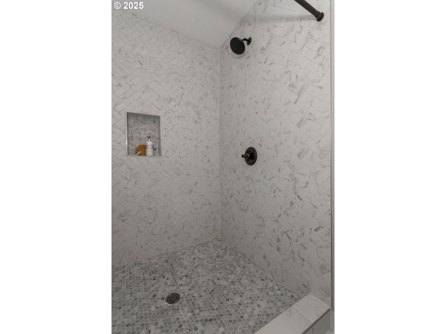 3817 Ne 11TH Ave, Portland, OR 97212