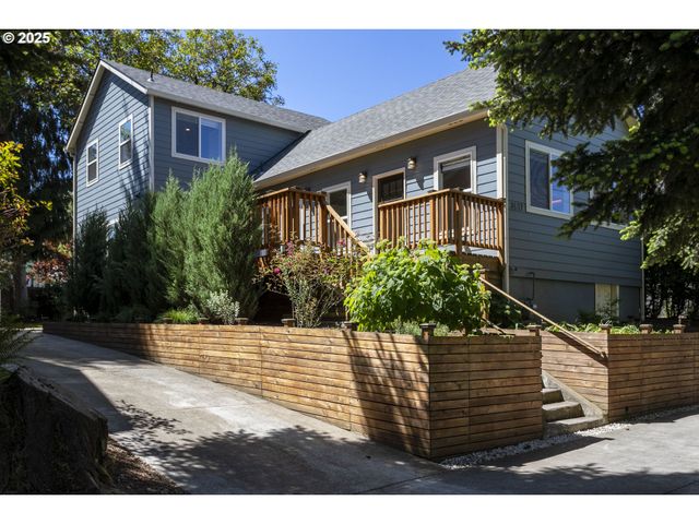3817 Ne 11TH Ave, Portland, OR 97212