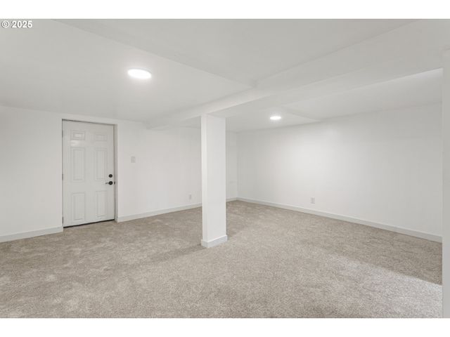 3817 Ne 11TH Ave, Portland, OR 97212