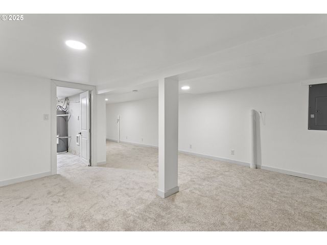 3817 Ne 11TH Ave, Portland, OR 97212