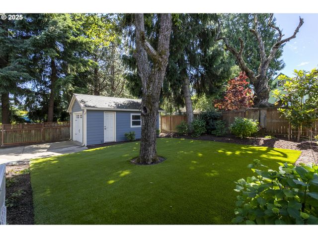 3817 Ne 11TH Ave, Portland, OR 97212