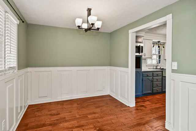 850 S Mumford Drive, Springfield, MO 65809