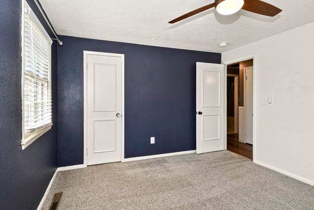 850 S Mumford Drive, Springfield, MO 65809