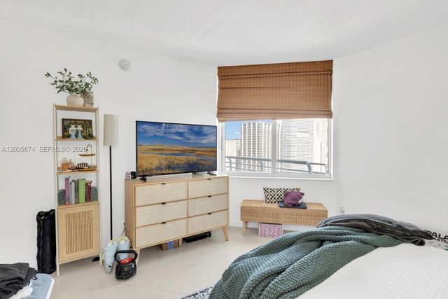 335 S BISCAYNE BL 3408, Miami, FL 33131