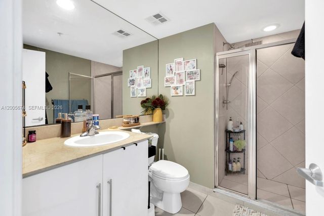 335 S BISCAYNE BL 3408, Miami, FL 33131