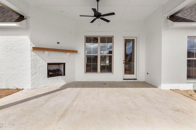 122 Lake Crest Drive, Madison, MS 39110