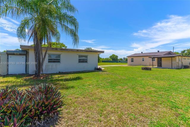 378 SW 6th St, Florida City, FL 33034