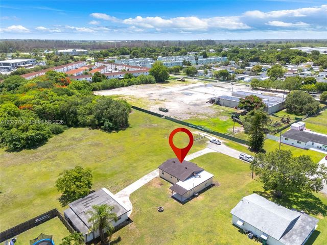 378 SW 6th St, Florida City, FL 33034