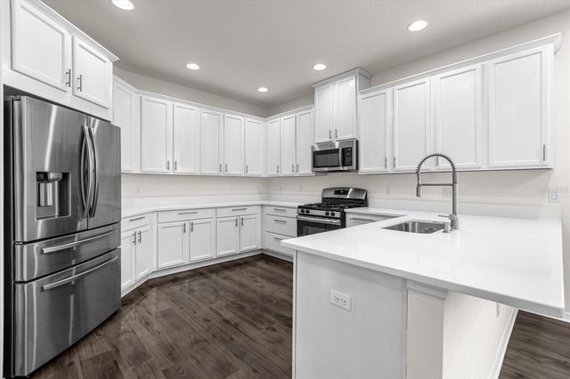 2438 PEARL CIDER ST, Orlando, FL 32824