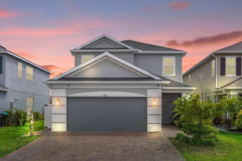 Image 2 of property listing at 2438 PEARL CIDER ST, Orlando, FL 32824