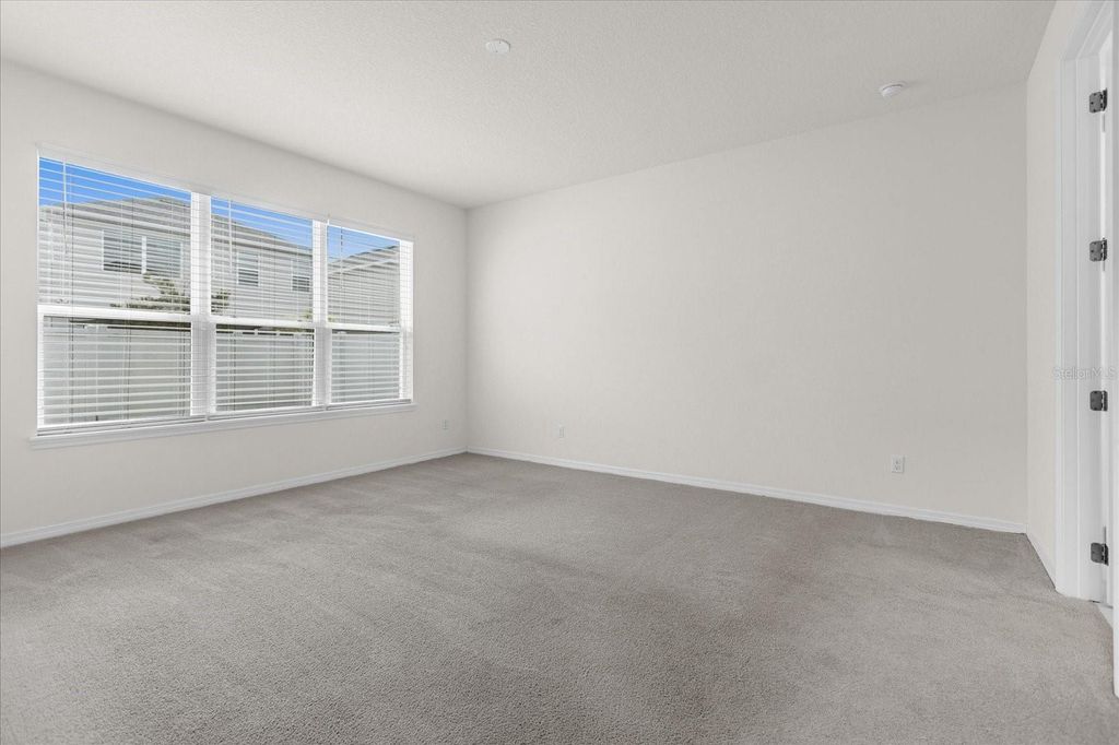 Image 25 of property listing at 2438 PEARL CIDER ST, Orlando, FL 32824