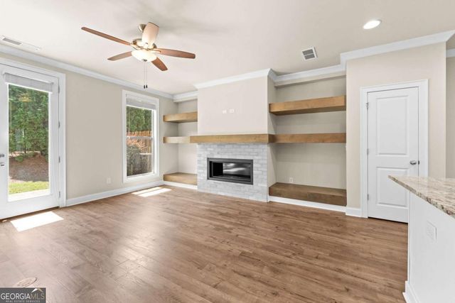 2028 Glenview Park Circle, Duluth, GA 30097