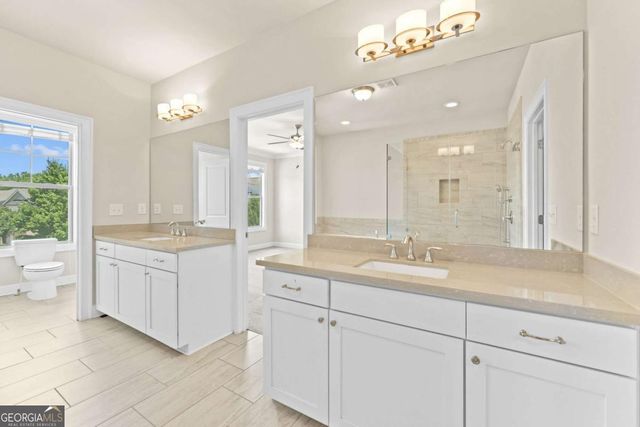 2028 Glenview Park Circle, Duluth, GA 30097