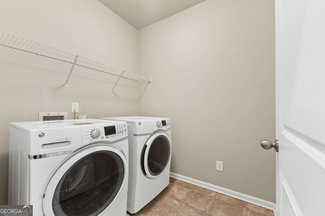 2028 Glenview Park Circle, Duluth, GA 30097