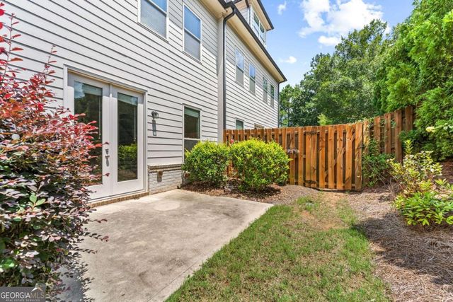 2028 Glenview Park Circle, Duluth, GA 30097