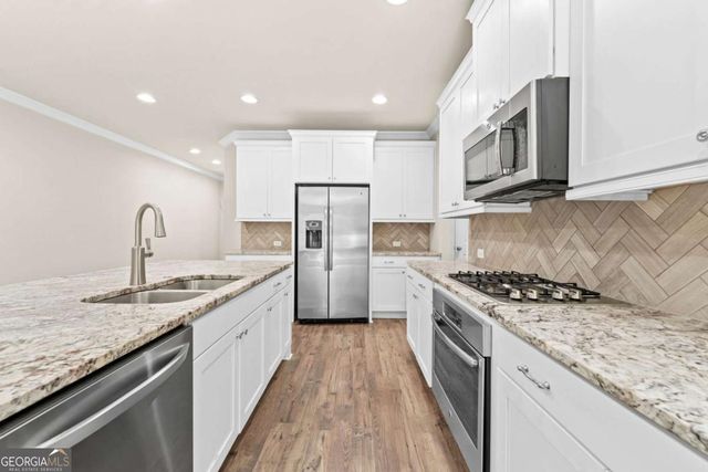 2028 Glenview Park Circle, Duluth, GA 30097