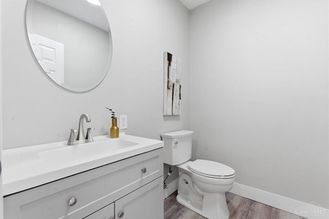 6207 Coleridge Avenue, Cincinnati, OH 45213