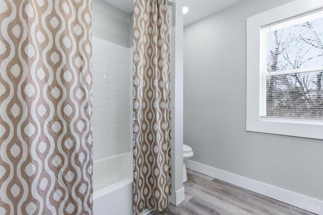 6207 Coleridge Avenue, Cincinnati, OH 45213