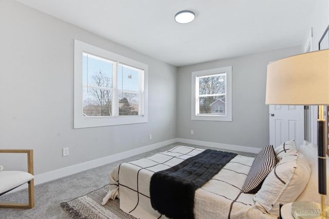 6207 Coleridge Avenue, Cincinnati, OH 45213