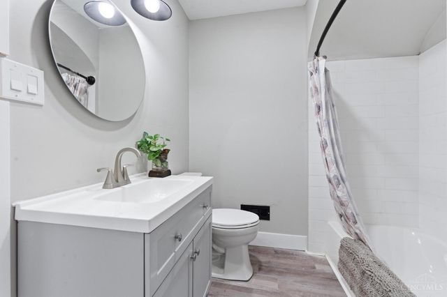 6207 Coleridge Avenue, Cincinnati, OH 45213