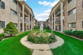 5331 N Delphia Avenue 131, Chicago, IL 60656