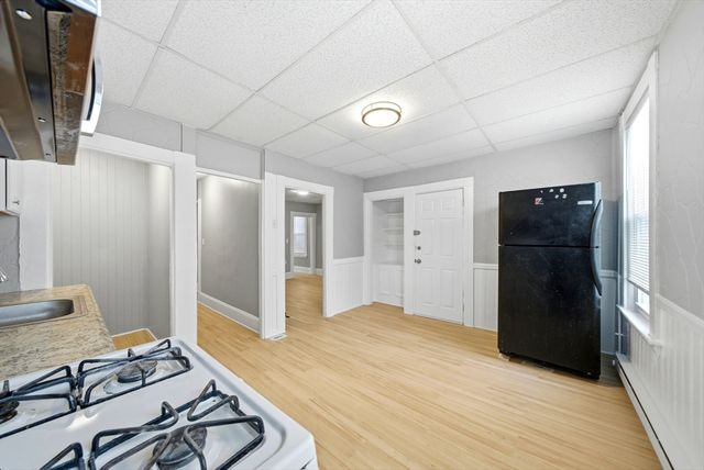 204 Washington St 2, Somerville, MA 02143