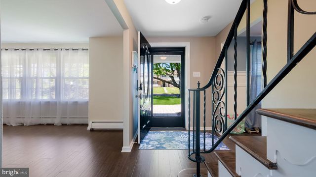 245 BEATRICE AVE, Hatboro, PA 19040