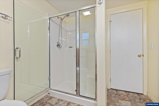 2032 SE Garden Way, Waldport, OR 97394