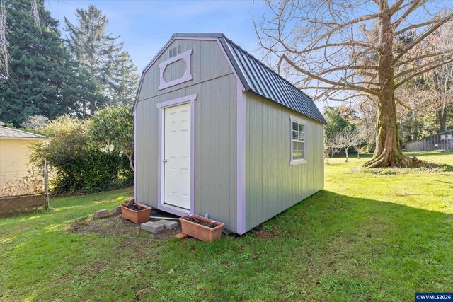 2032 SE Garden Way, Waldport, OR 97394