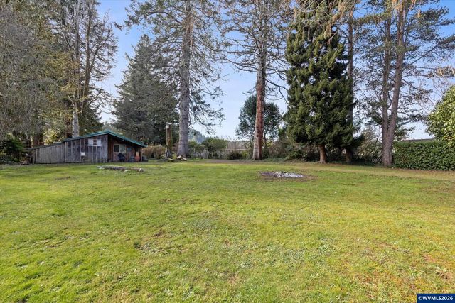 2032 SE Garden Way, Waldport, OR 97394