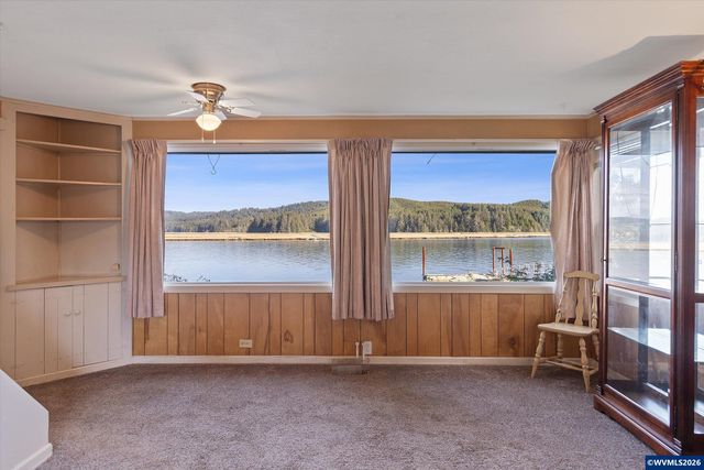 2032 SE Garden Way, Waldport, OR 97394