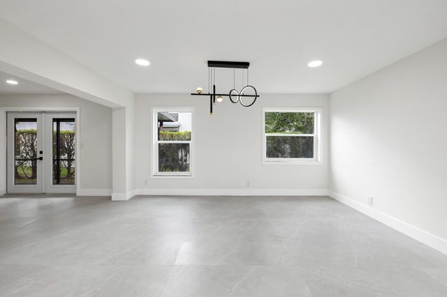 7718 San Mateo Drive E, Boca Raton, FL 33433