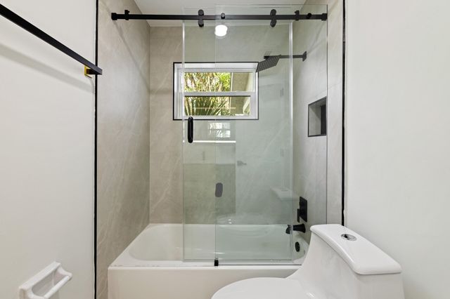 7718 San Mateo Drive E, Boca Raton, FL 33433