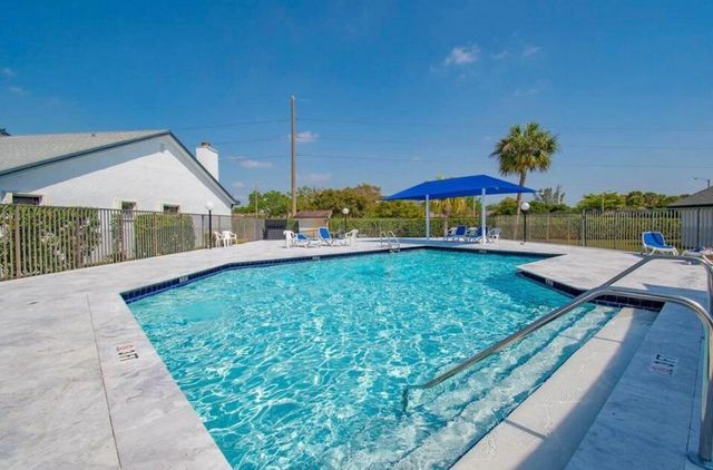 7718 San Mateo Drive E, Boca Raton, FL 33433