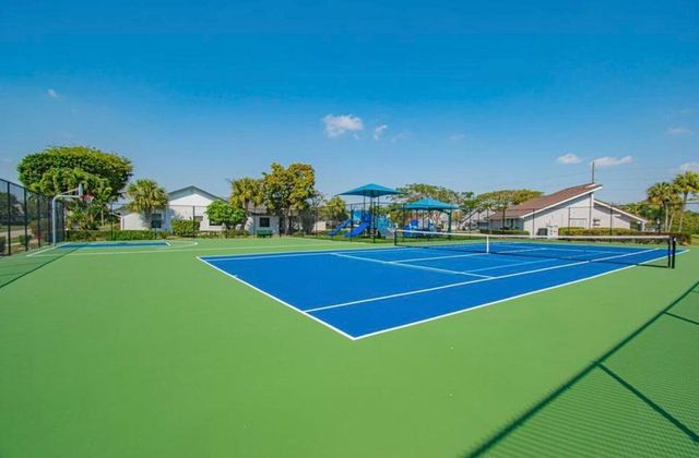 7718 San Mateo Drive E, Boca Raton, FL 33433