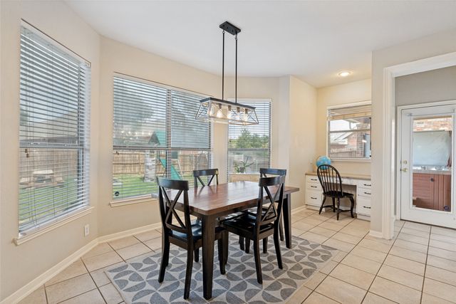 4222 Boxwood Drive, Denton, TX 76208