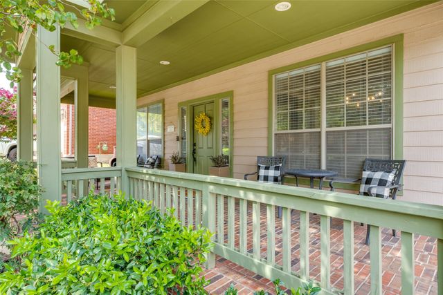 4222 Boxwood Drive, Denton, TX 76208