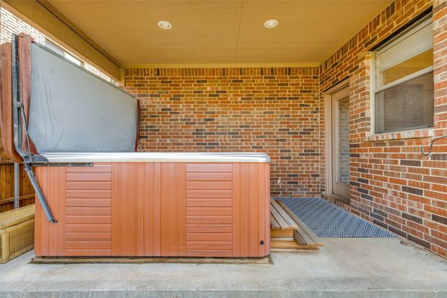 4222 Boxwood Drive, Denton, TX 76208