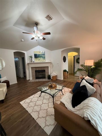330 Granger Circle, Argyle, TX 76226