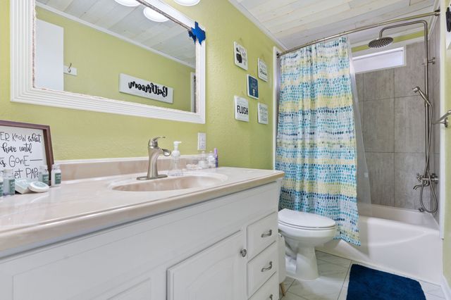 142 Ivy Lane, Mabank, TX 75156